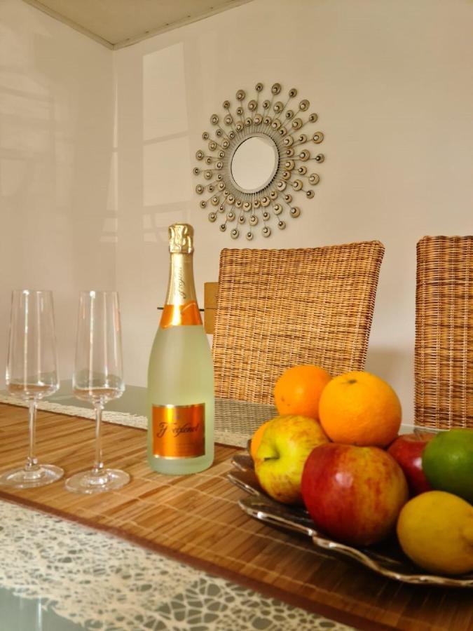 Ferienwohnung Toni Mit Balkon Und Garten Pemfling 外观 照片